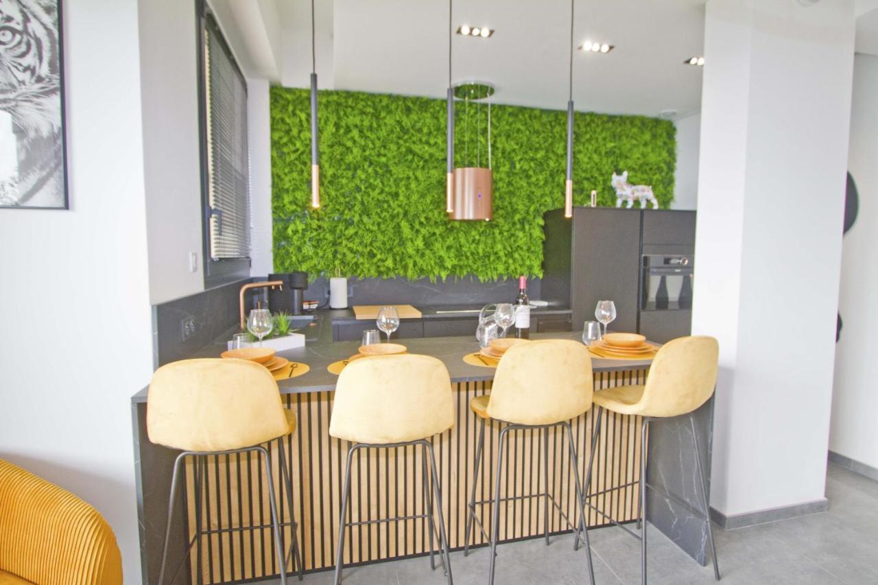 Luxury Garden Jacuzzi Promenade Leilighet *