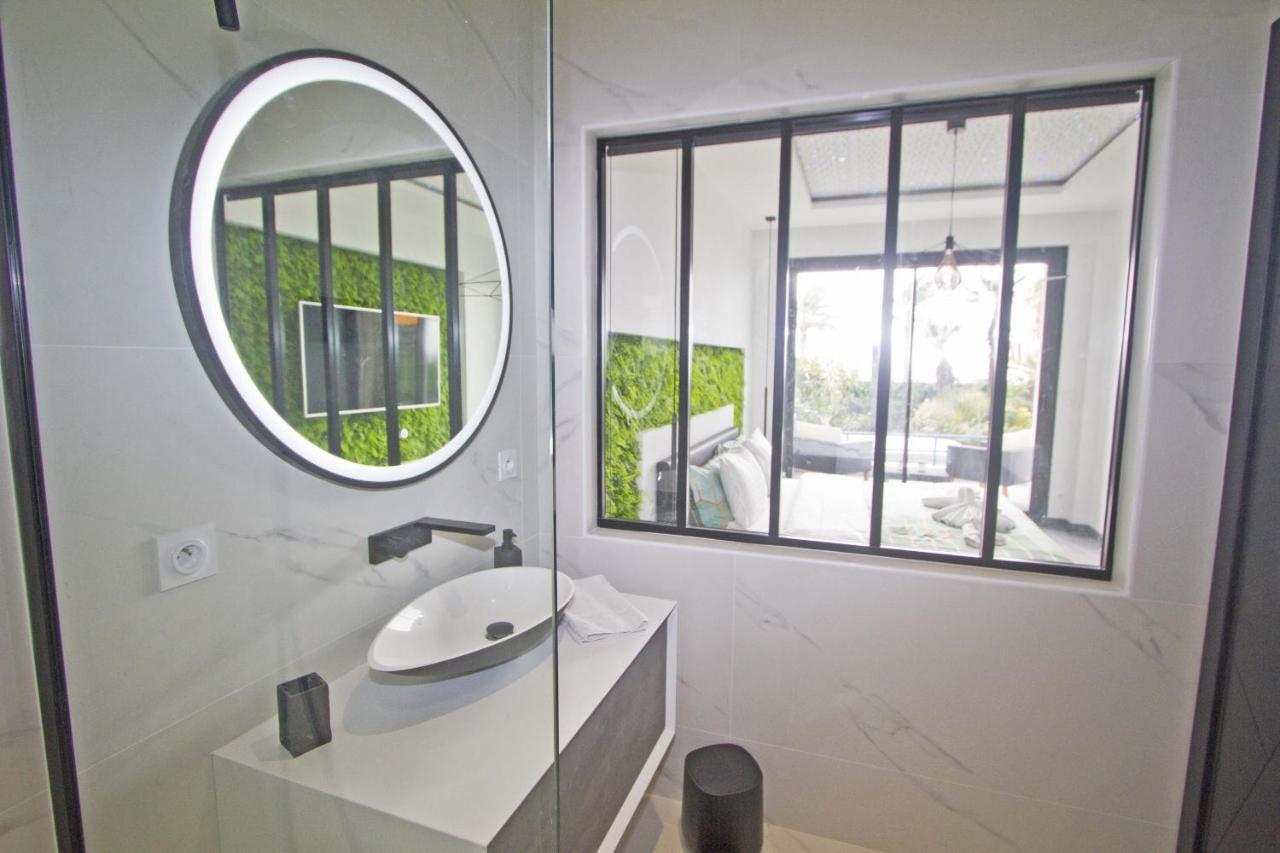 Luxury Garden Jacuzzi Promenade Leilighet